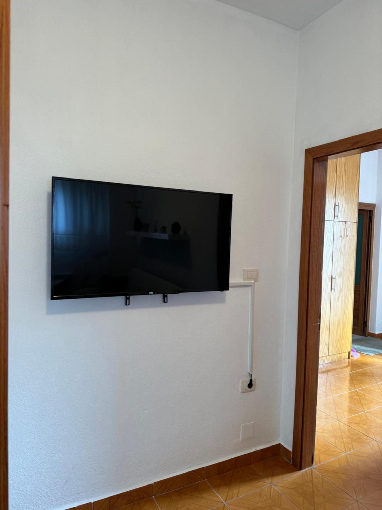 Peci Apartments จีโรคาสเตอร์ ภายนอก รูปภาพ